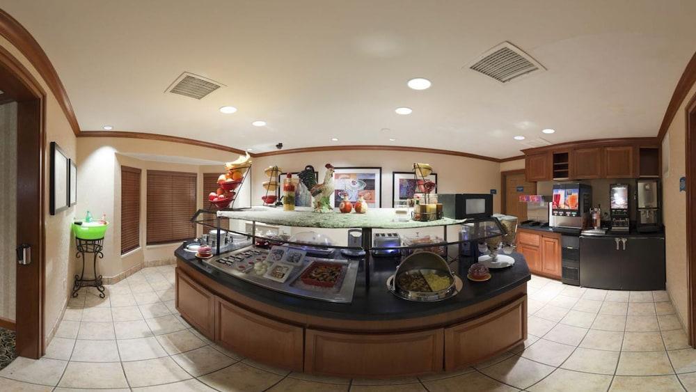 Staybridge Suites Tulsa-Woodland Hills By Ihg Exterior photo