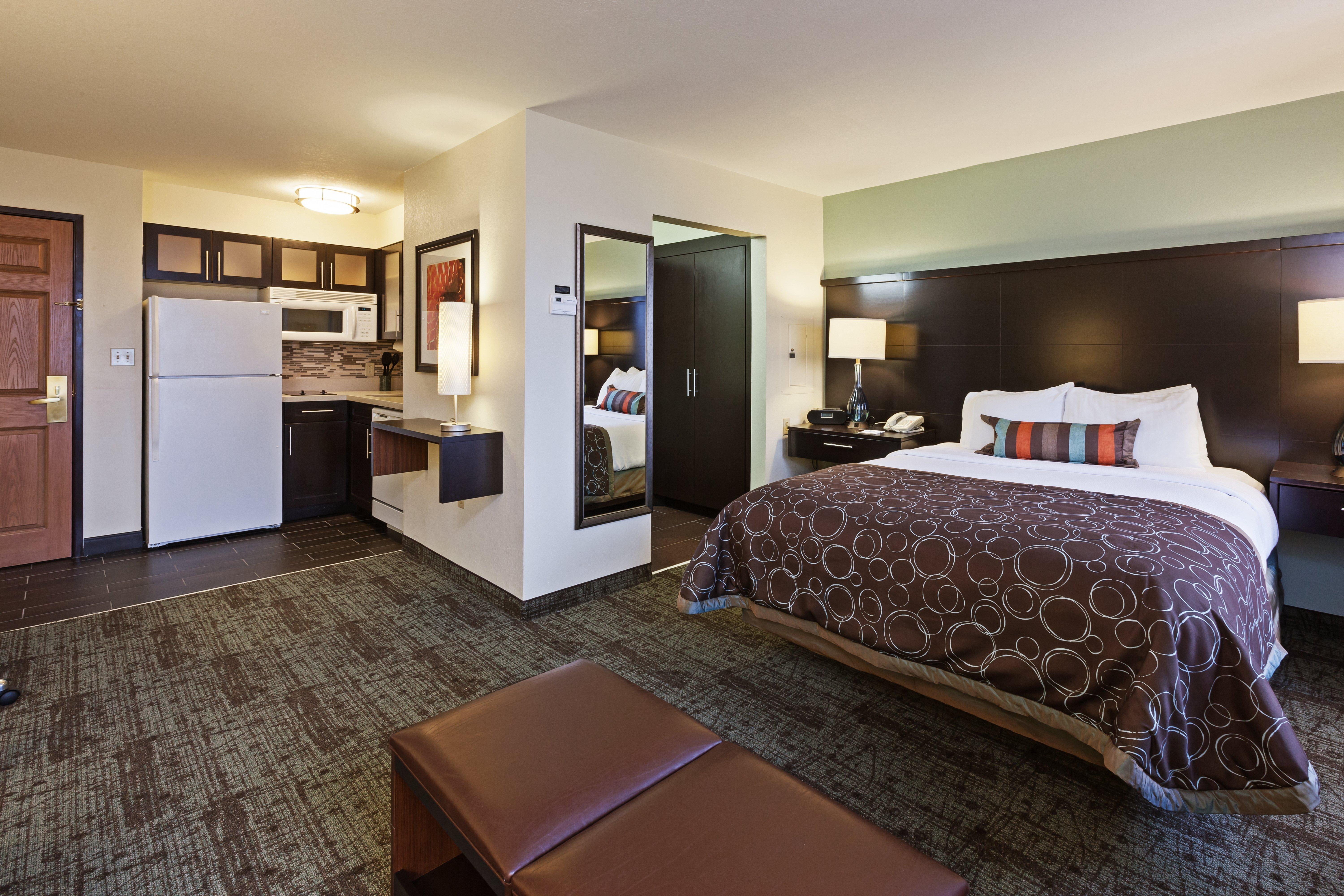 Staybridge Suites Tulsa-Woodland Hills By Ihg Exterior photo