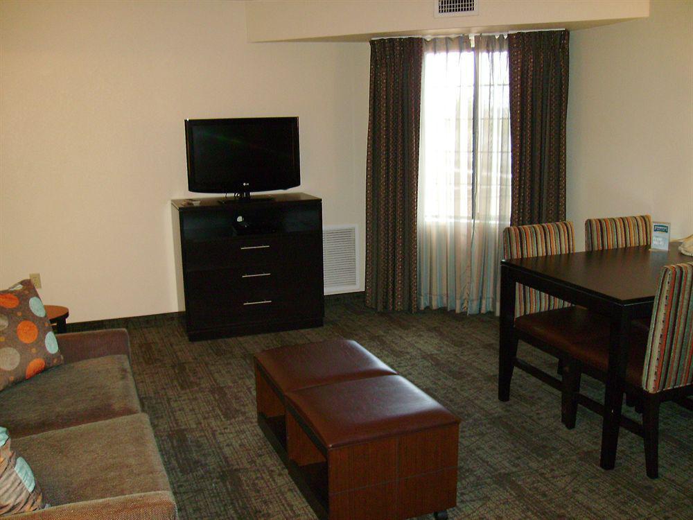 Staybridge Suites Tulsa-Woodland Hills By Ihg Exterior photo